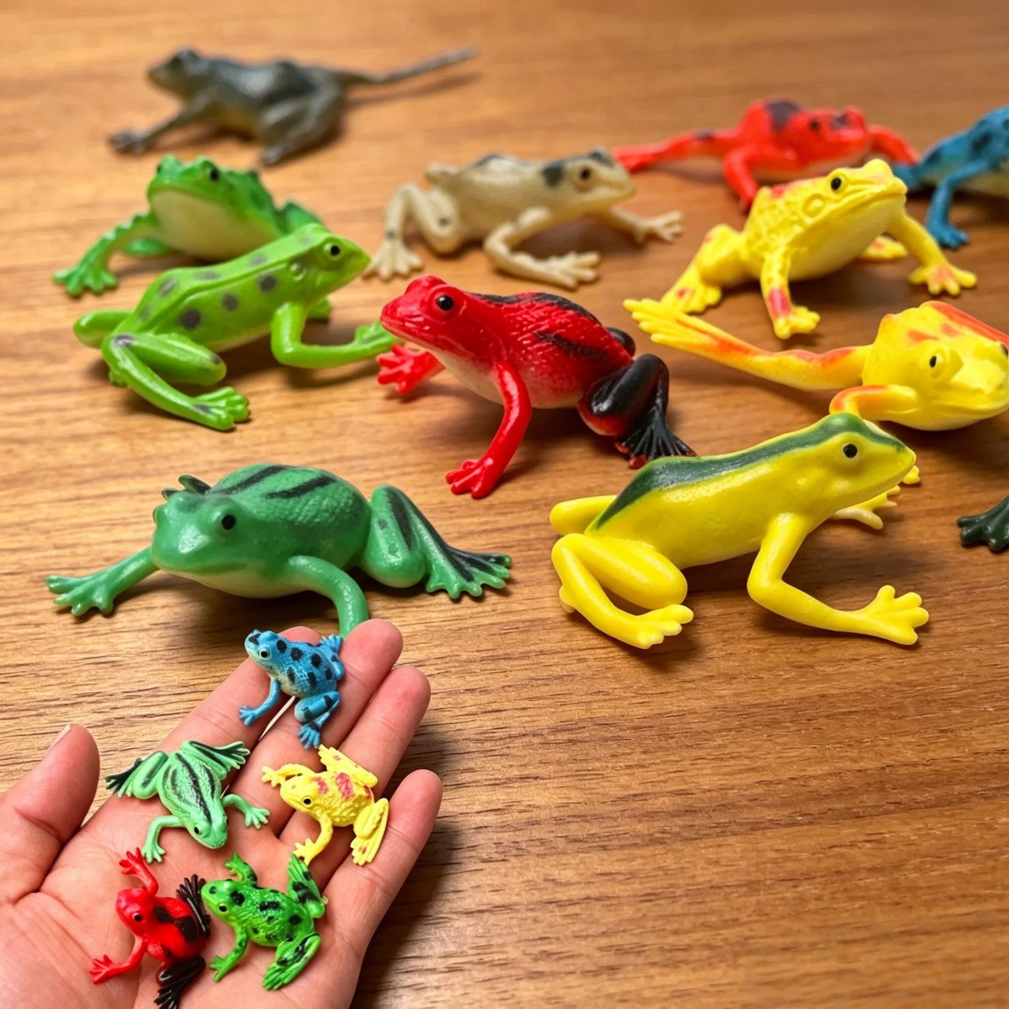 Hobby Is Science - 12 szt. Realistyczne figurki żab, zabawki
